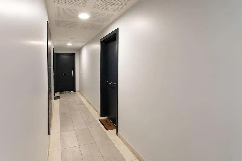 L8 Calm, Panoramic Sea View Withterrace, Parking & Ac Apartment Saint-Laurent-du-Var